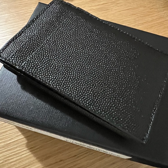 AUTHENTIC YSL UPTOWN CARD CASE IN GRAIN DE POUDRE EMBOSSED LEATHER - Picture 2 of 3